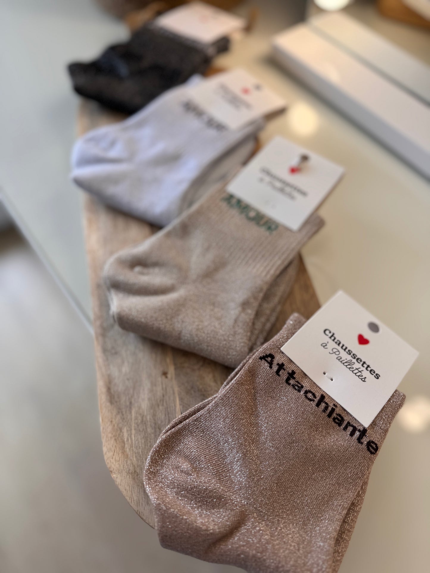 CHAUSSETTES À PAILLETTES