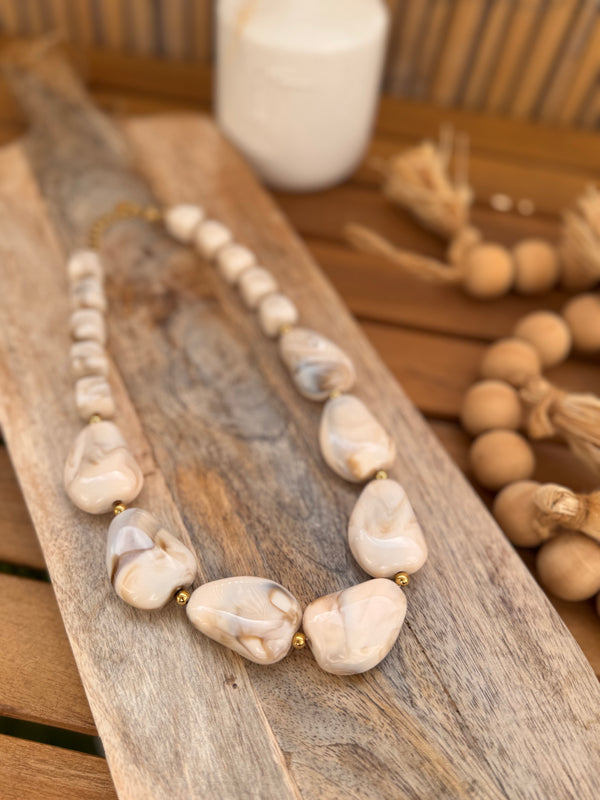 COLLIER NAÉ BEIGE