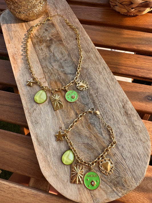 COLLIER AMOUR 💚