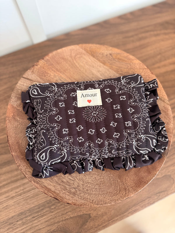 Pochette "AMOUR"